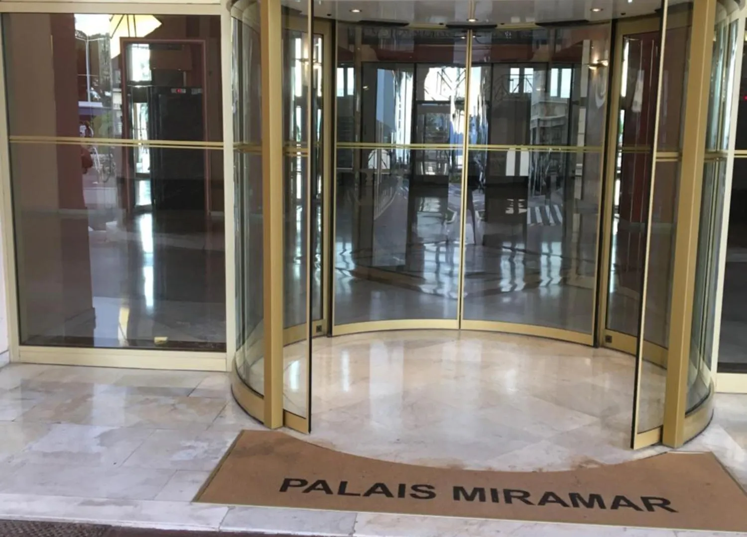 Croisette Palais Miramar Vue Mer Laterale Κάννες Διαμέρισμα